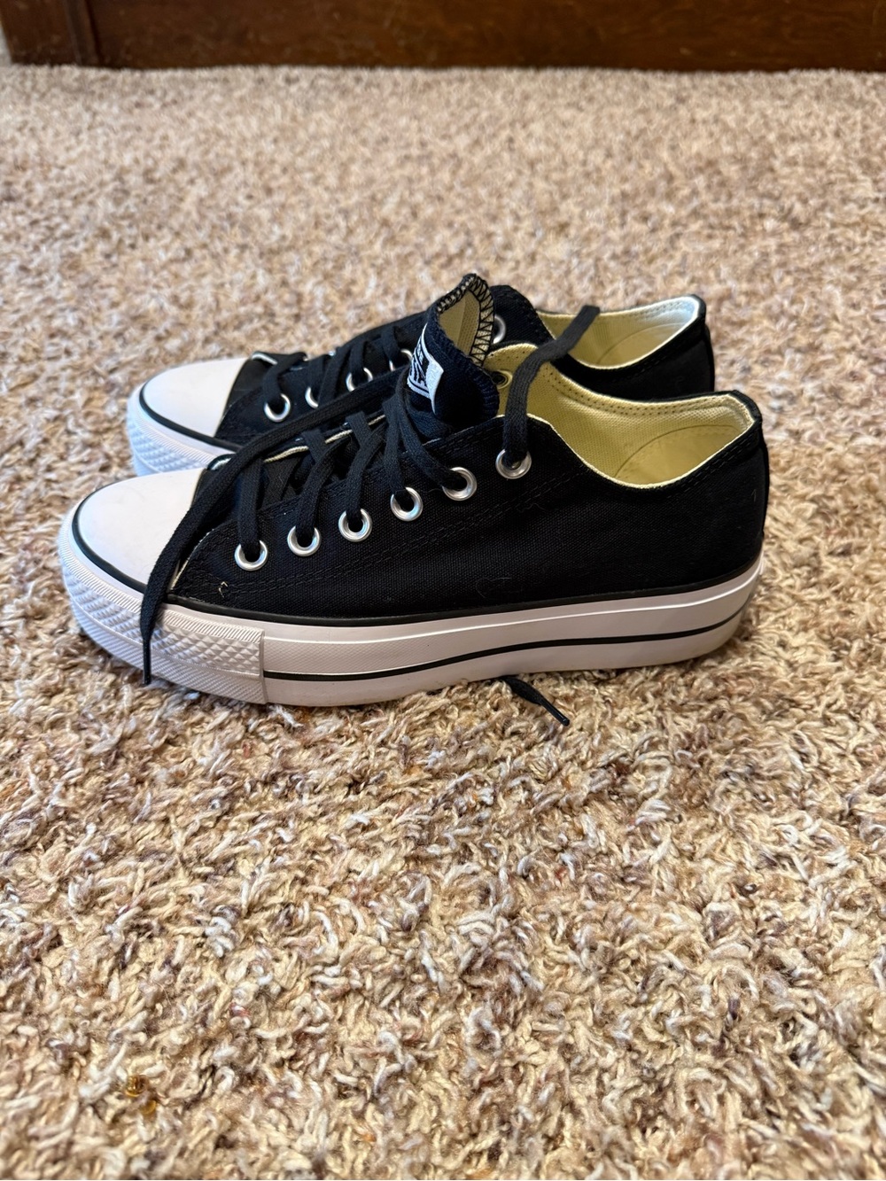Converse Black and White Low-Top Platform Sneakers - Women's